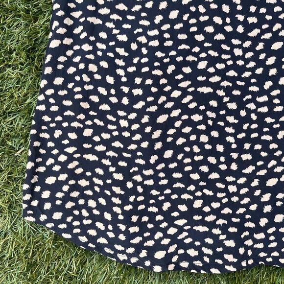 Joie Drew D Cheetah 100% Silk Lightweight Relaxed Fit Razorback Tank Top Size M - Picture 2 of 10